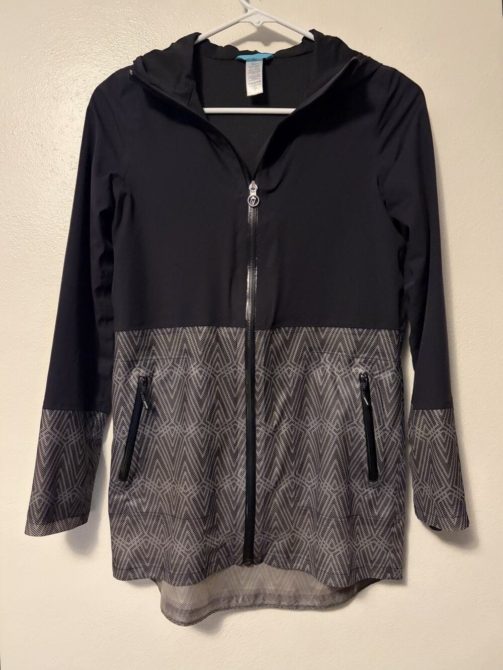 Ivivva by Lululemon Mesh with the Rain Hooded Coat Jacket Girls Size 10
